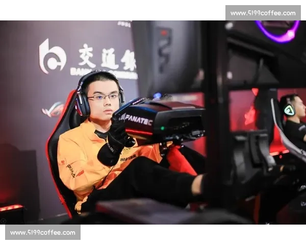 从赛车手到电竞冠军，F1总决赛上演华丽蜕变！